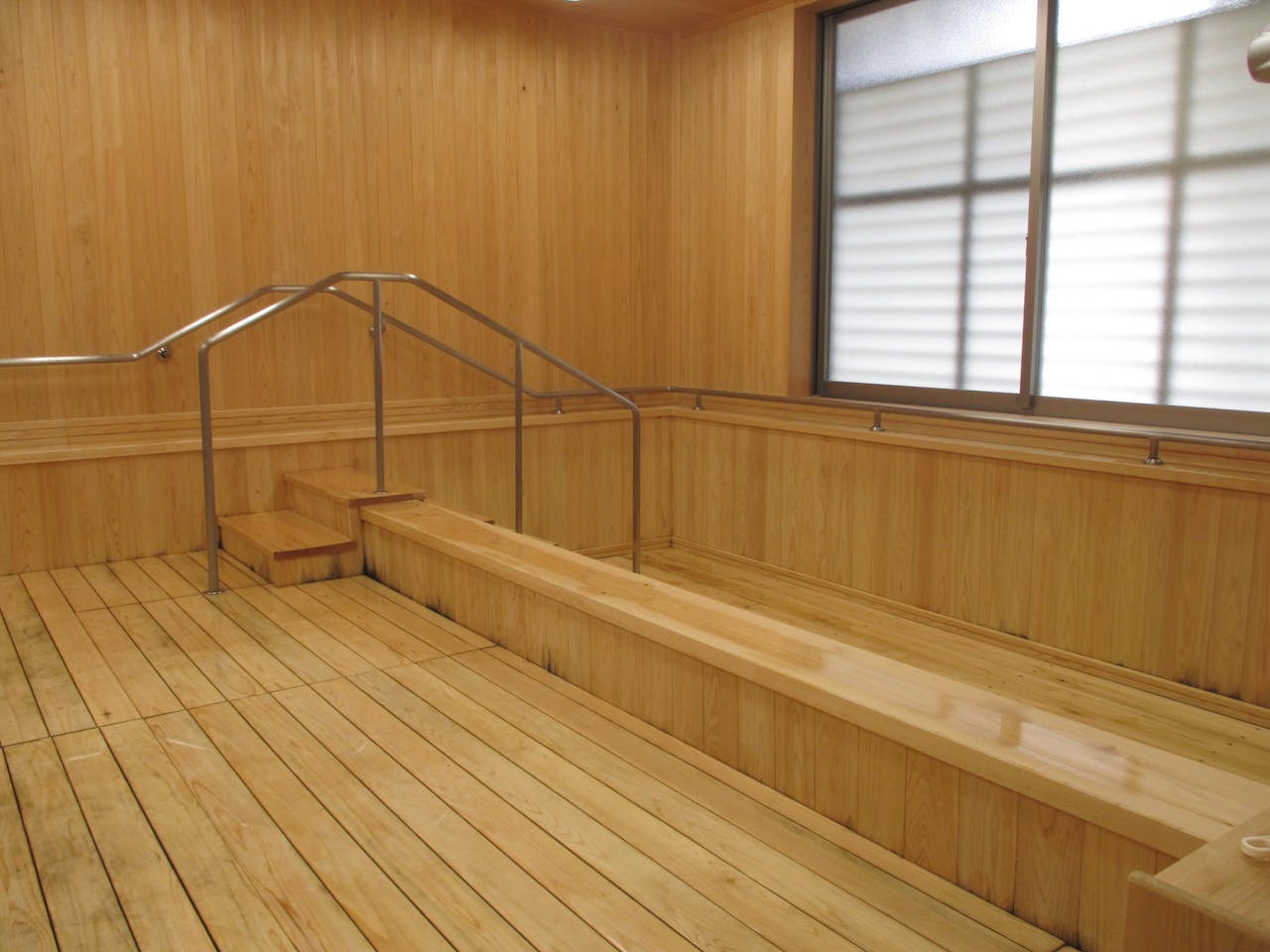 ロイヤルレジデンス川島弐号館 大浴場