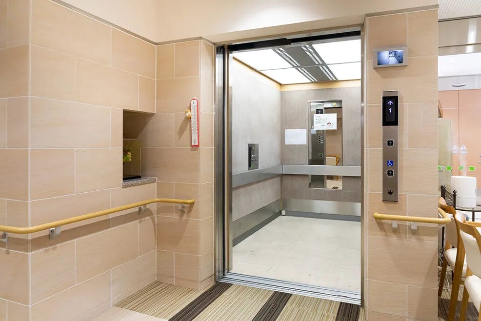 やさしえ東辻井 エレベーター