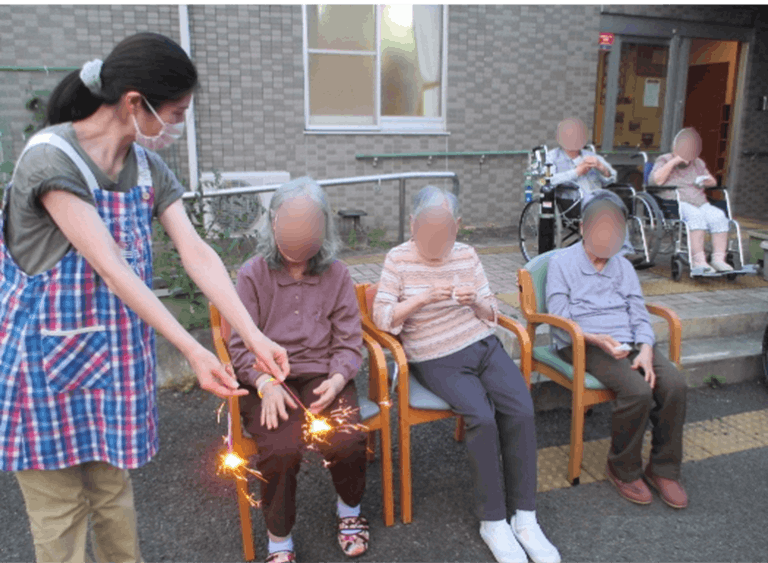 グループホームあやめの里 花火大会