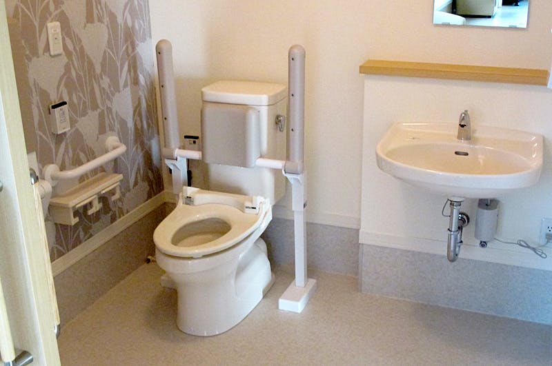 ナーシングホームあいFC絆 トイレ