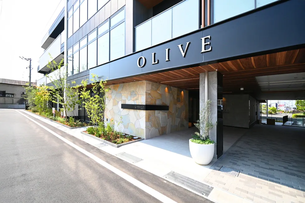 オリーブ・奈良新大宮 外観