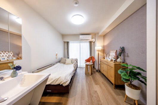 アズハイム足立六町 居室