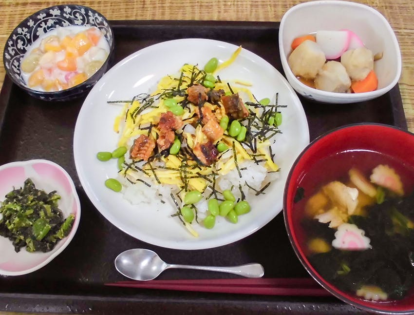 愛の家グループホーム横浜菅田 栄養バランスの良い食事