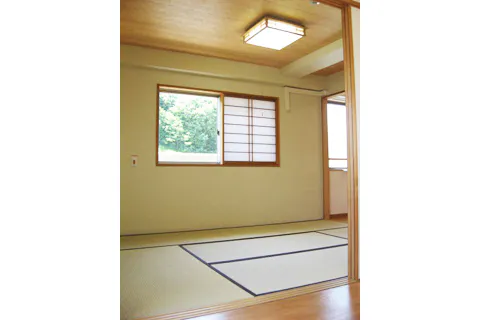 プレシャス川西 和室