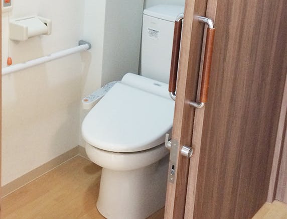 サービス付き高齢者向け住宅庵つるみ トイレ