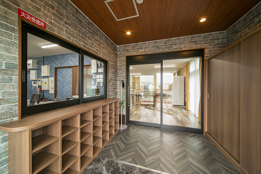 クランコート寝屋川弐番館 エントランス