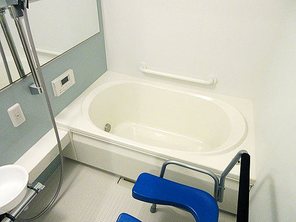 サービス付き高齢者向け住宅まごの手Ⅱ号館 個浴室