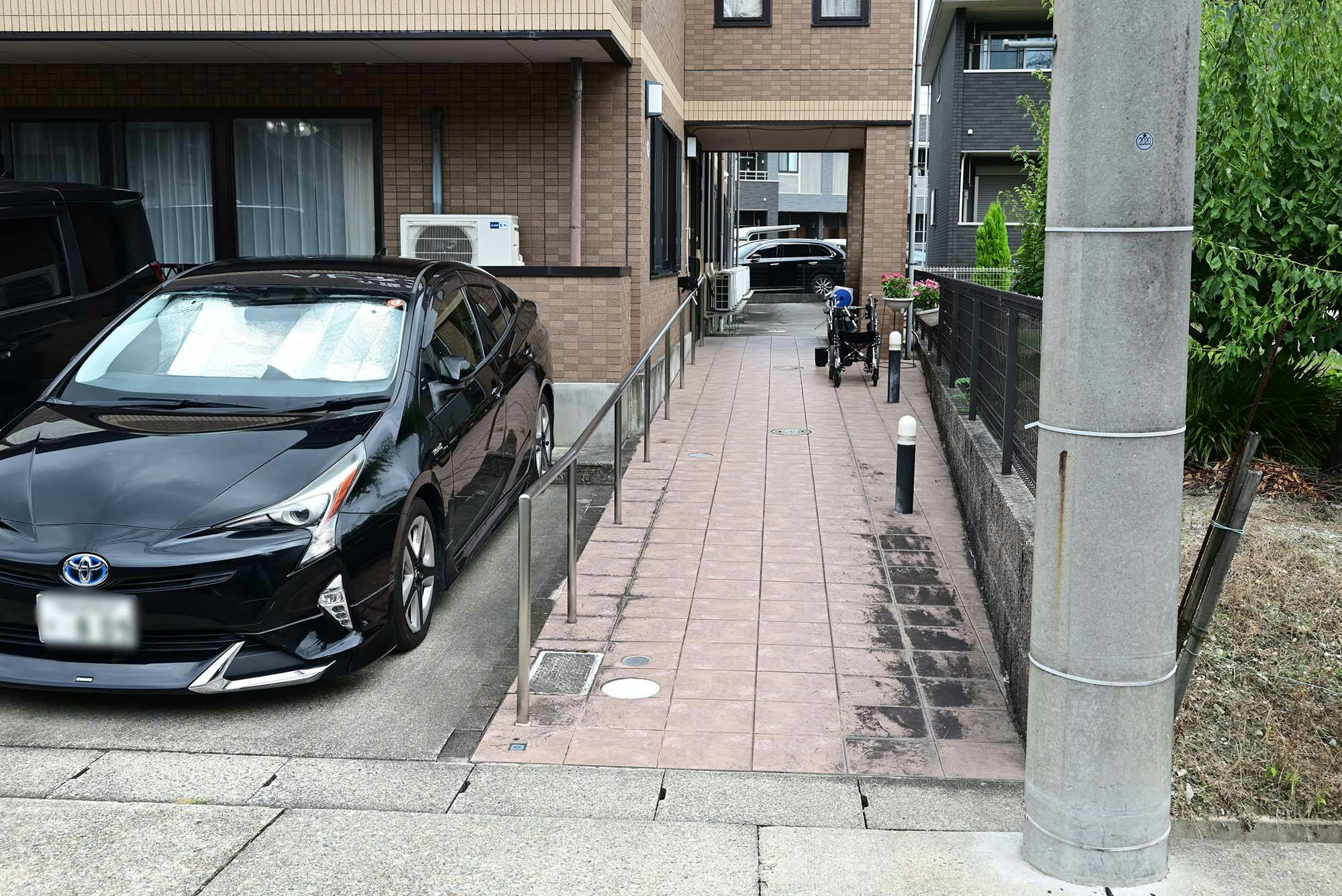 グループホームハピネス吉根 入口