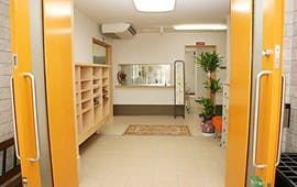 コミュニティホームあんり吹田 エントランス