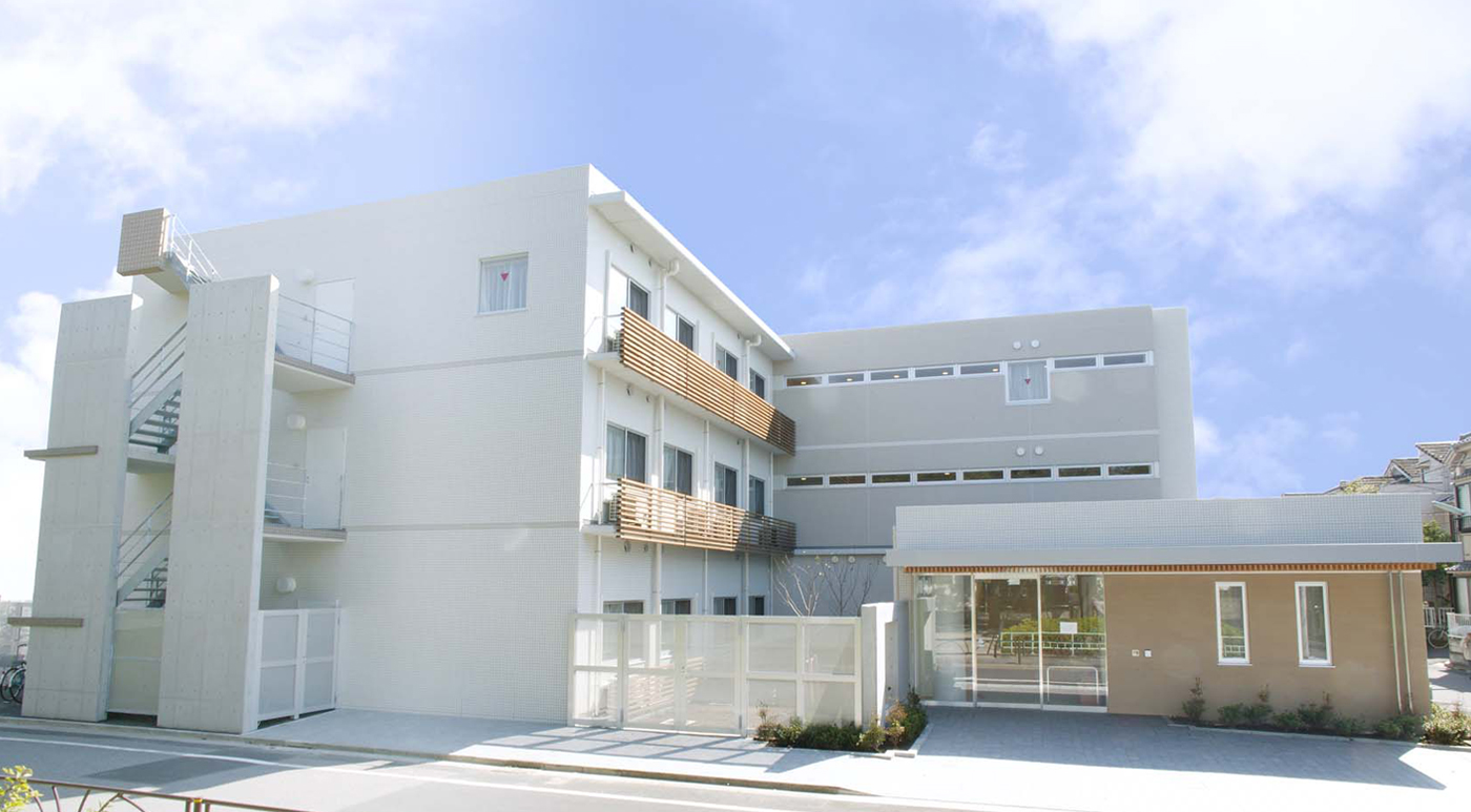 メディカルホームまどか水元 外観