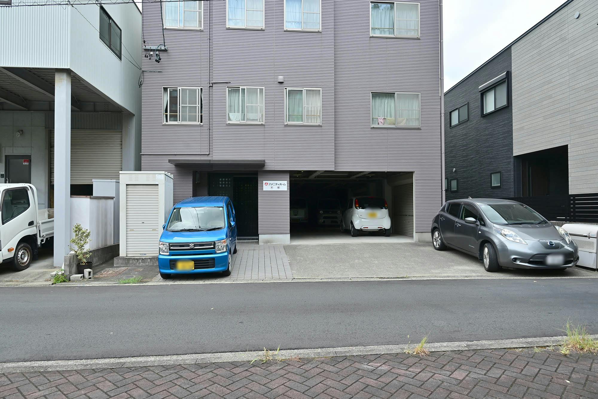 アメニティホーム本郷 駐車場