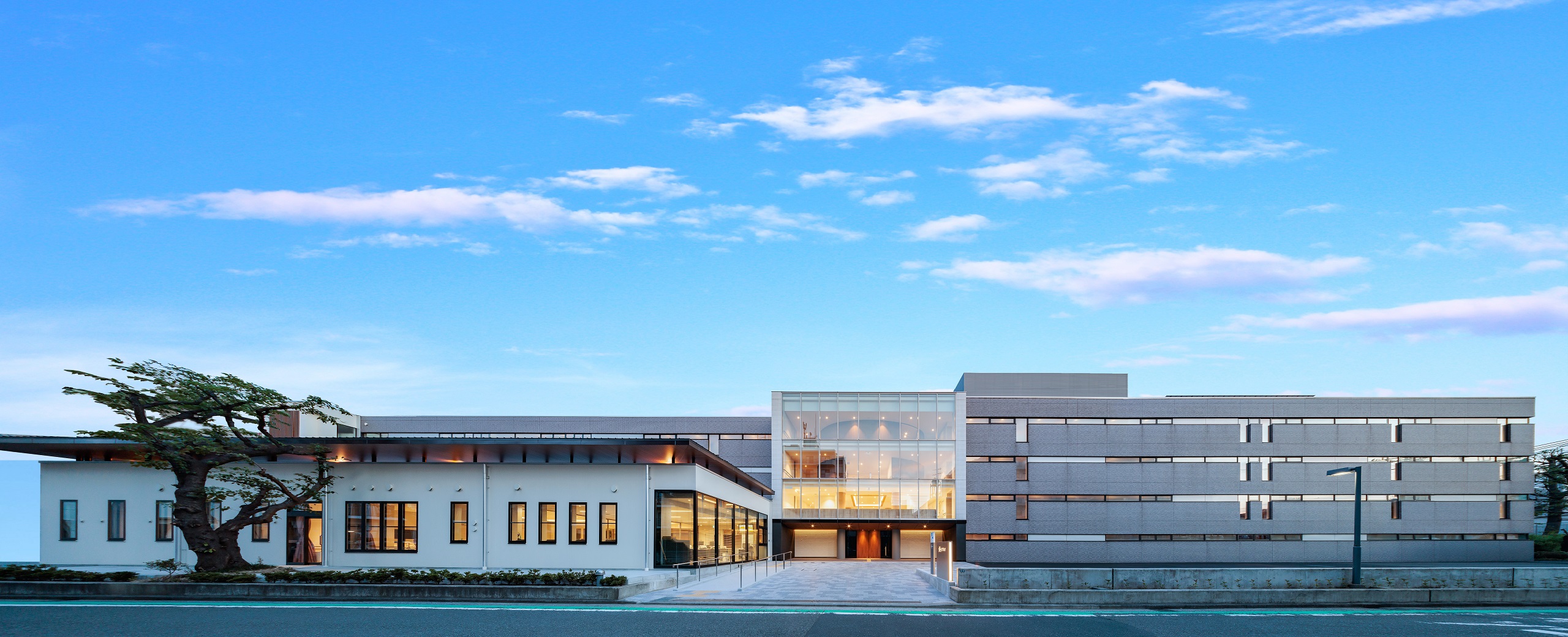 サービス付き高齢者向け住宅はぴねす横浜永田 外観