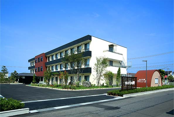 ゆかりの郷ホーム花園 外観