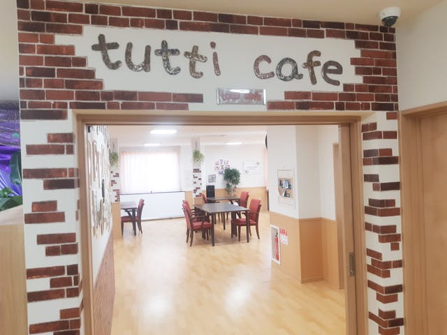 ベルフラット宝塚 食堂入口