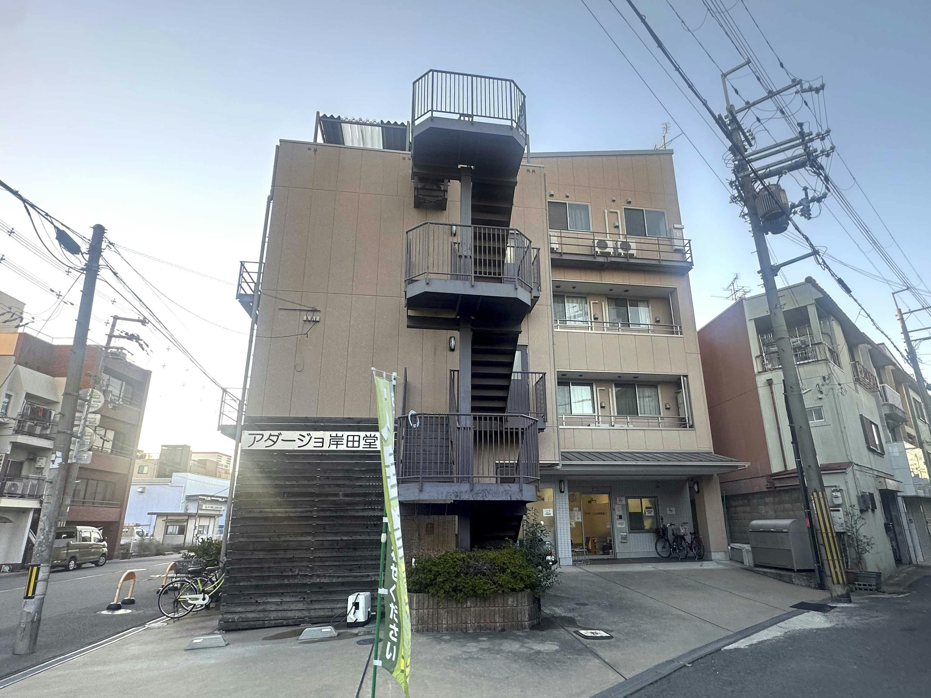 アダージョ岸田堂Ⅰ 外観