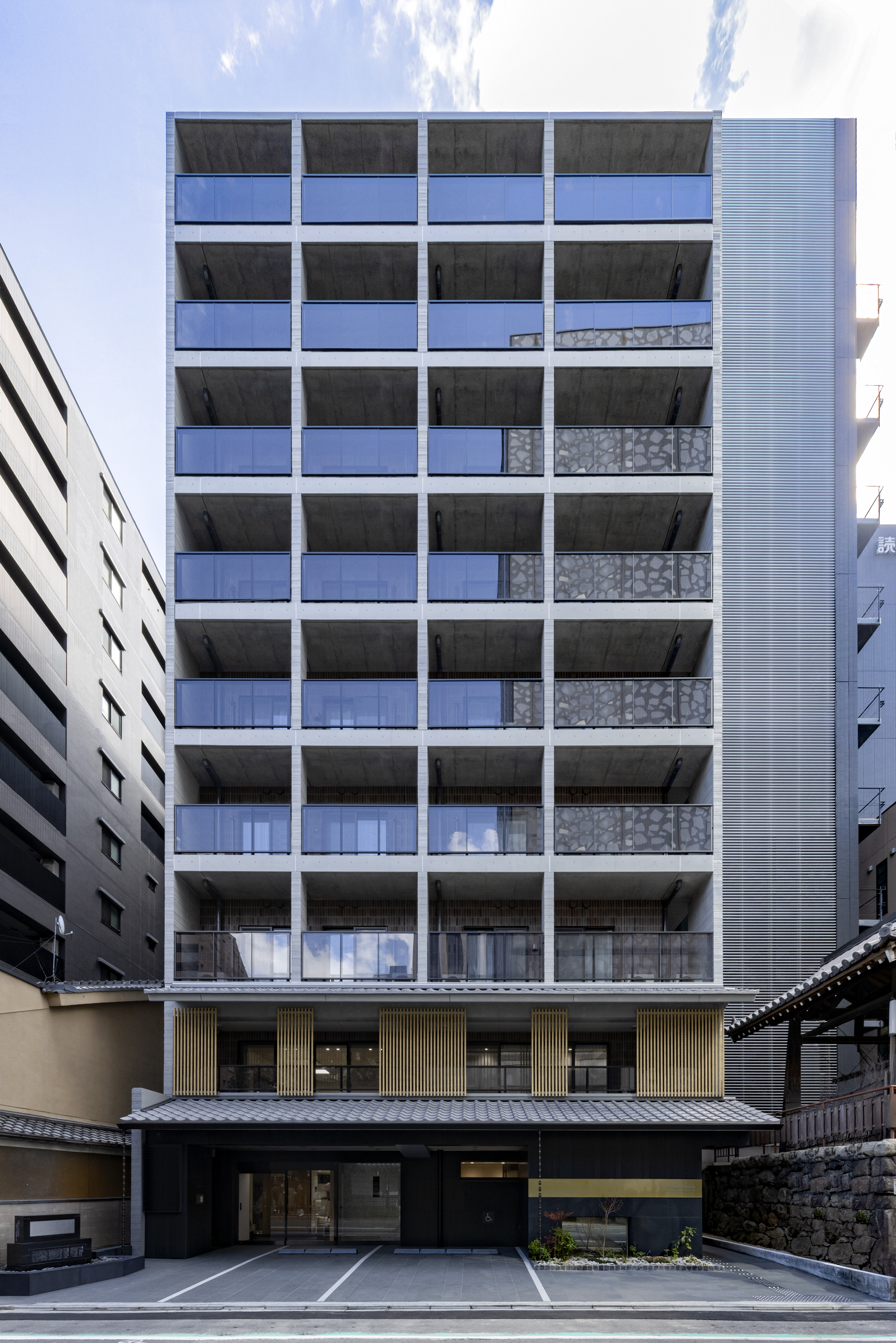 チャームプレミア京都烏丸六角 外観