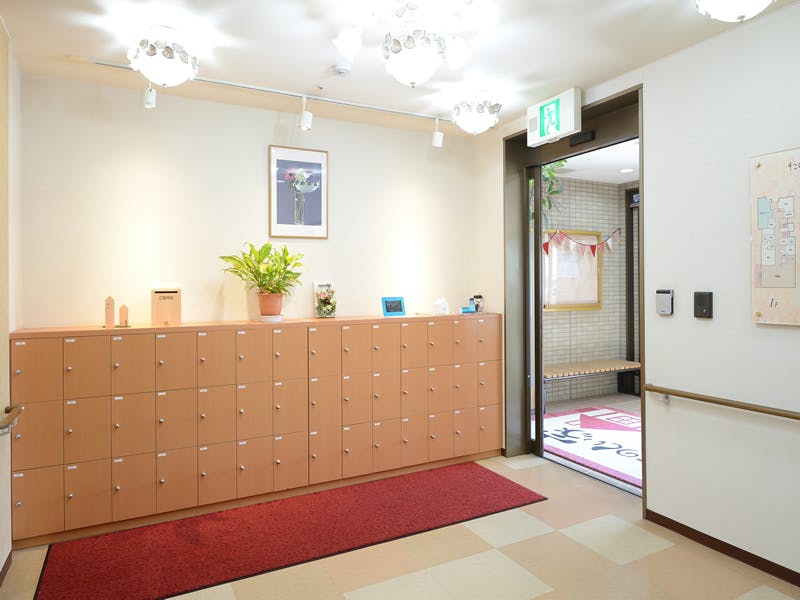 介護付有料老人ホーム プレザンメゾン寝屋川 エントランス