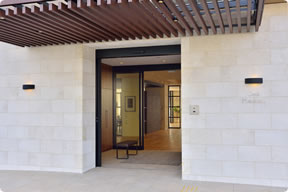 カーサプラチナ花小金井 エントランス