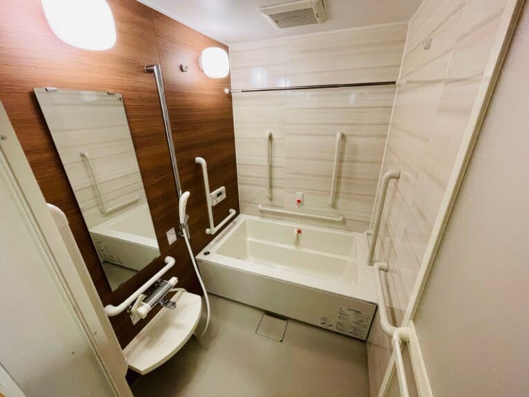 そんぽの家Ｓいずみ中央 浴室