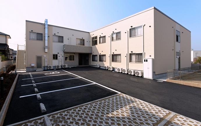 新緑泉佐野 外観