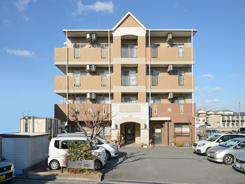 介護付有料老人ホーム プレザンメゾン寝屋川 外観