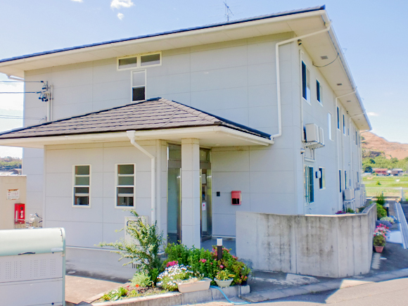 愛の家グループホームおがせ 外観