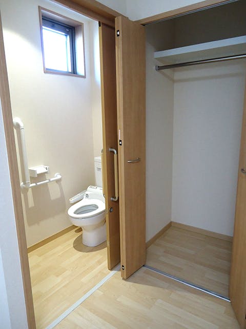 ロッジハウス中島新町 居室（トイレ）