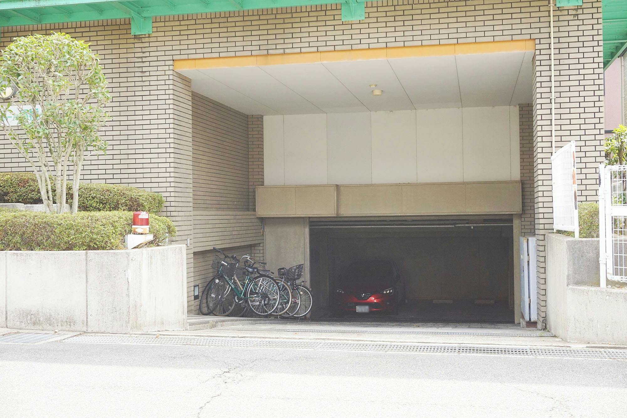 エルダーホーム馬橋 駐車場