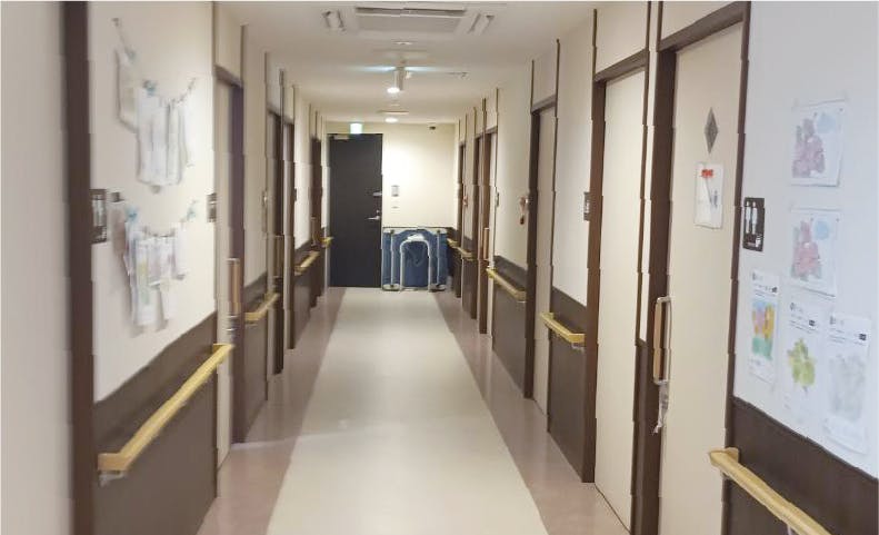 グループホームすずらん南区 廊下