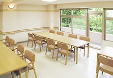 介護老人保健施設ハピネスせりがや 食堂
