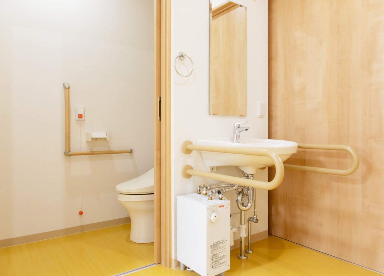 ばらの宿り 居室用トイレ