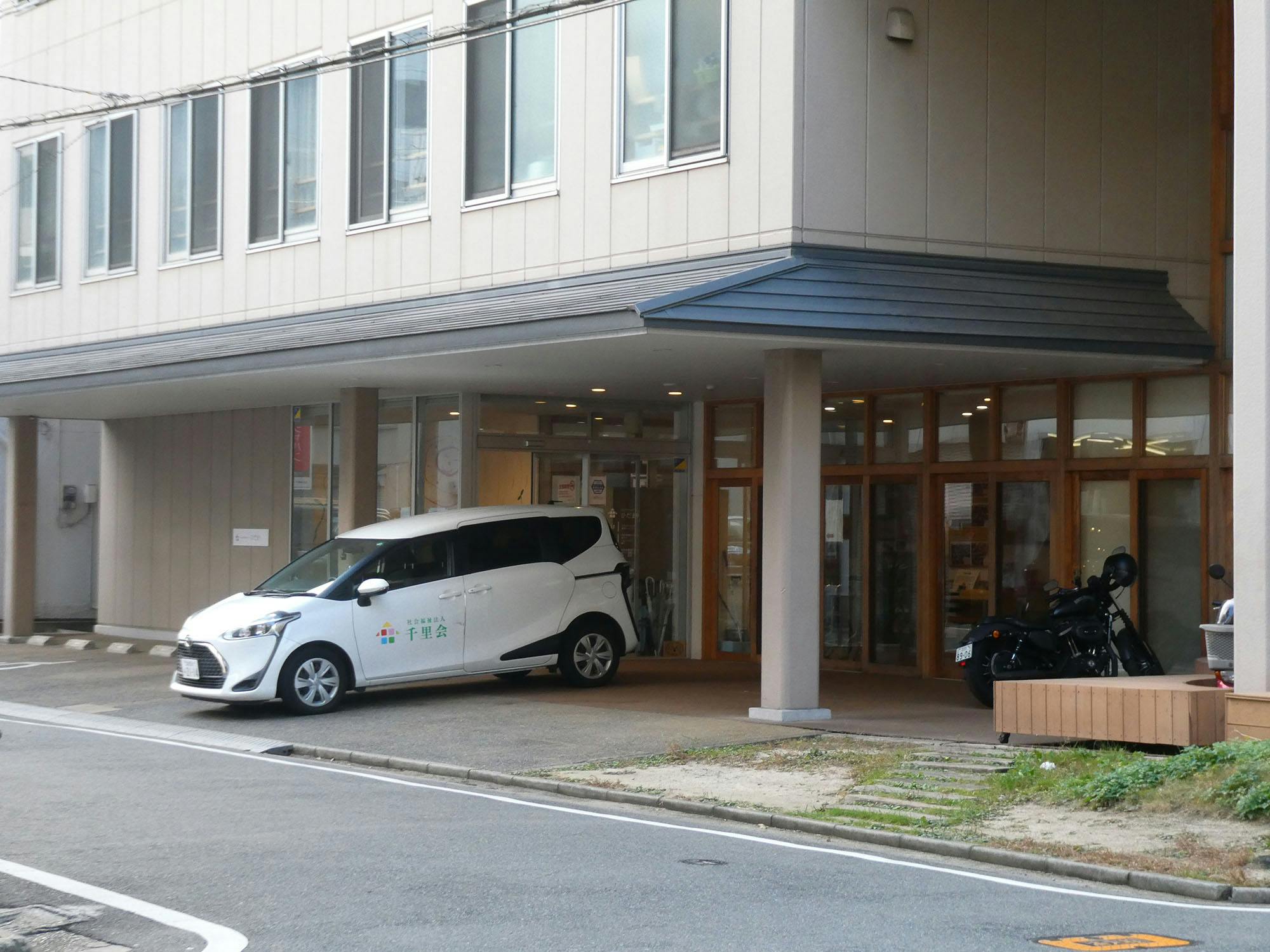 グループホームひだまり 入口