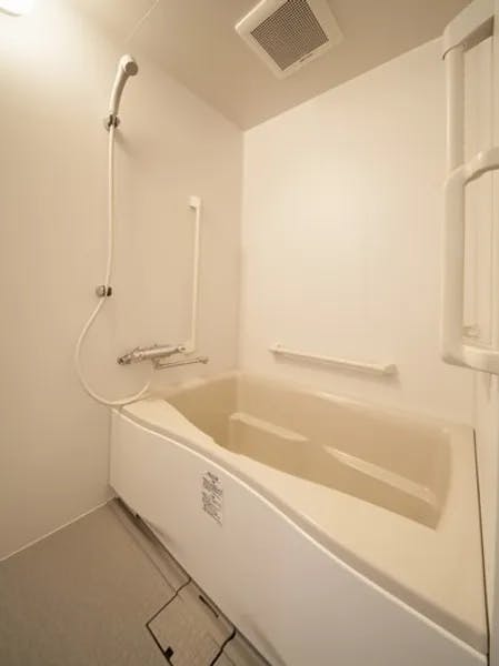 デイサービス・高齢者向け住宅こだまの杜 居室（ユニットバス）