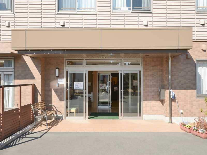 介護付き有料老人ホーム プレザンメゾンさいたま南与野 玄関