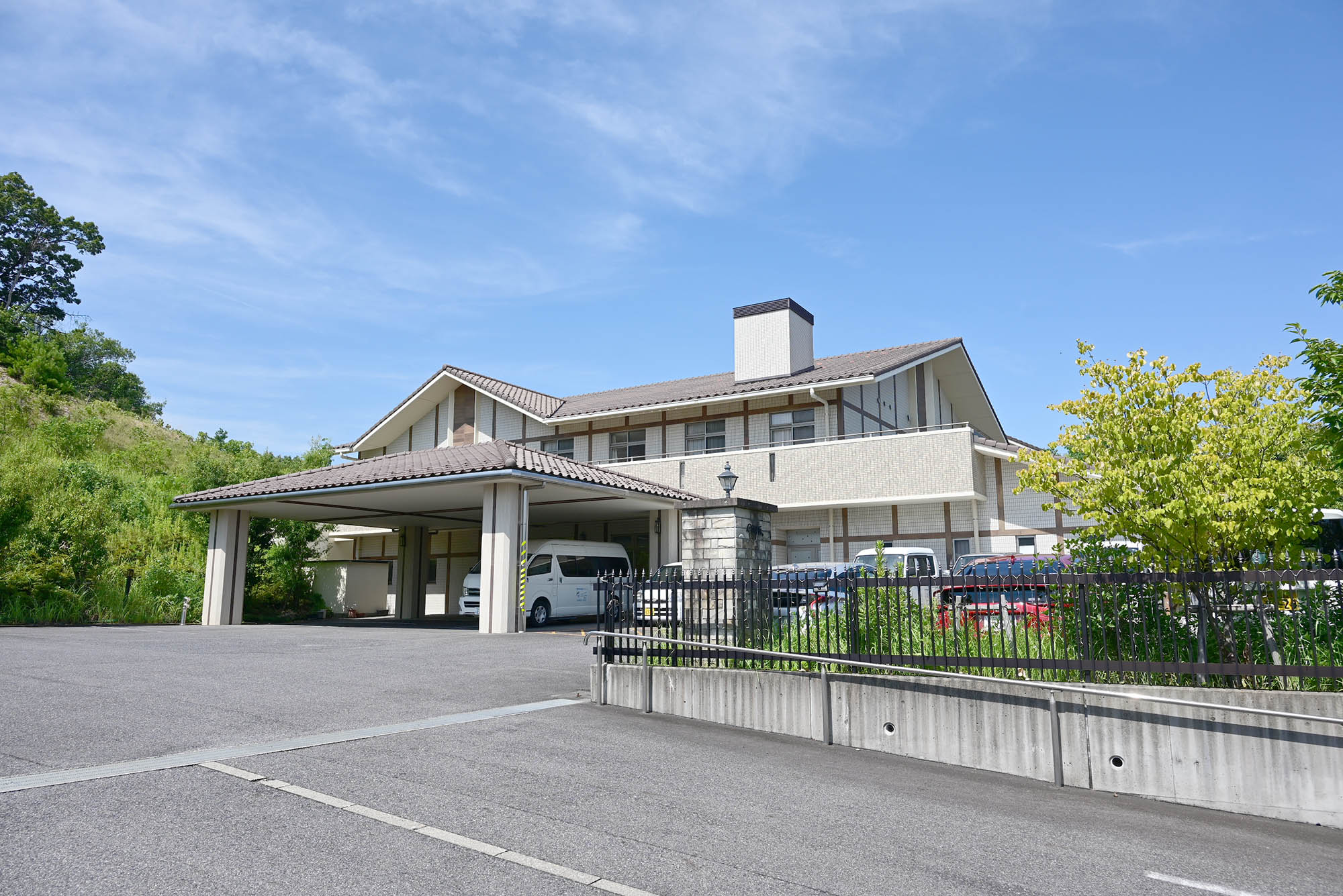 介護付有料老人ホーム 風の丘 外観