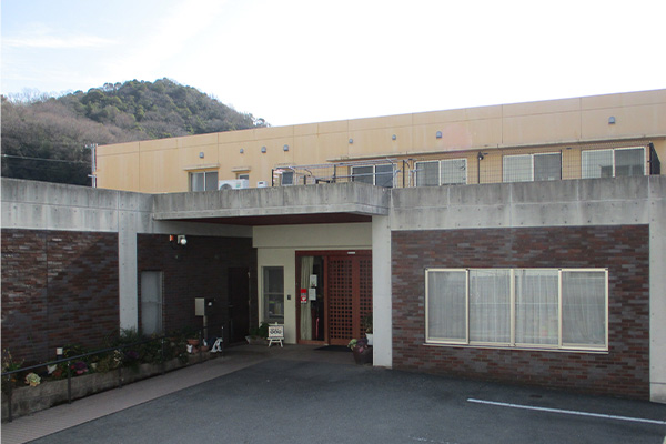 グループホーム ソラストももか太子 外観