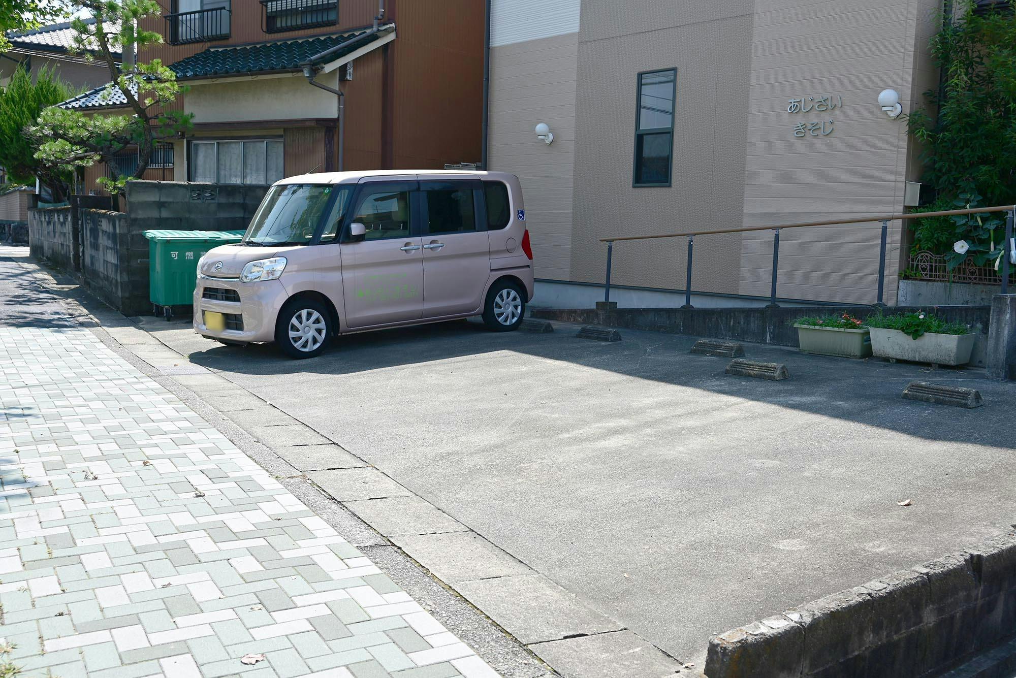 グループホームきそじ 駐車場
