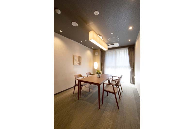 チャームスイート新横浜 面談室