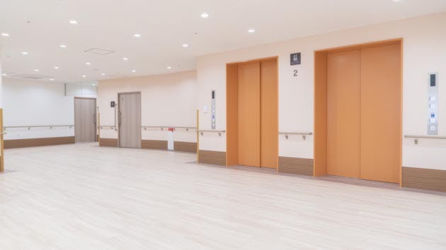 ライフコミューン登戸 エレベーターホール