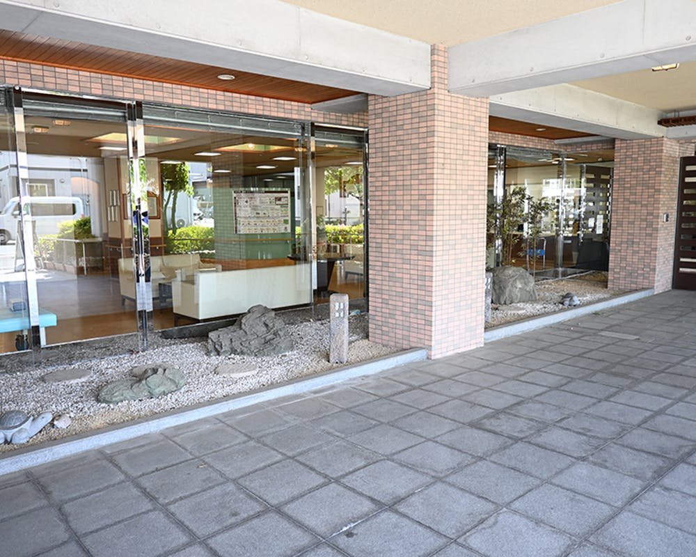 グランヴィ川口 玄関
