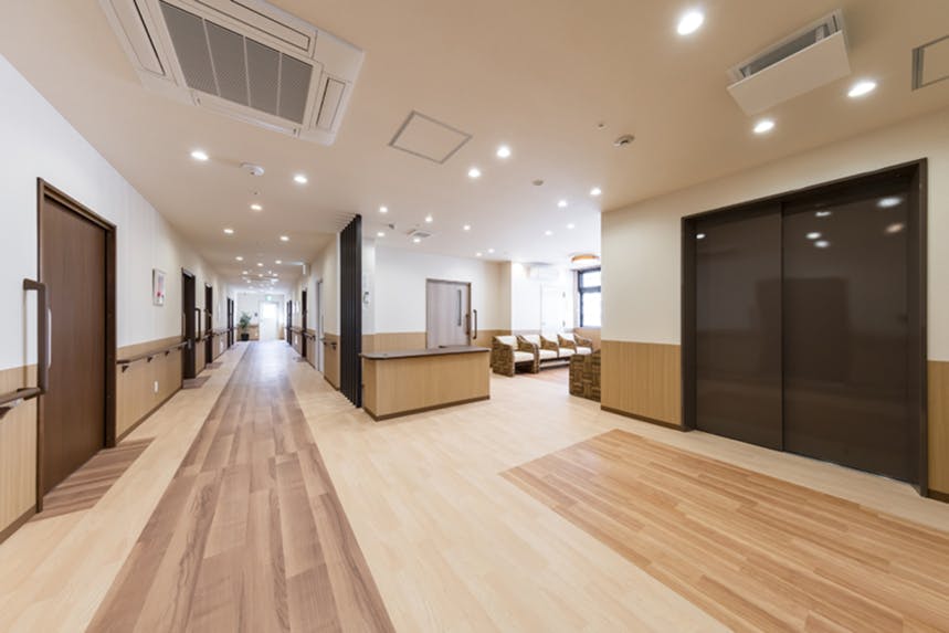 そんぽの家 岡山平井 廊下