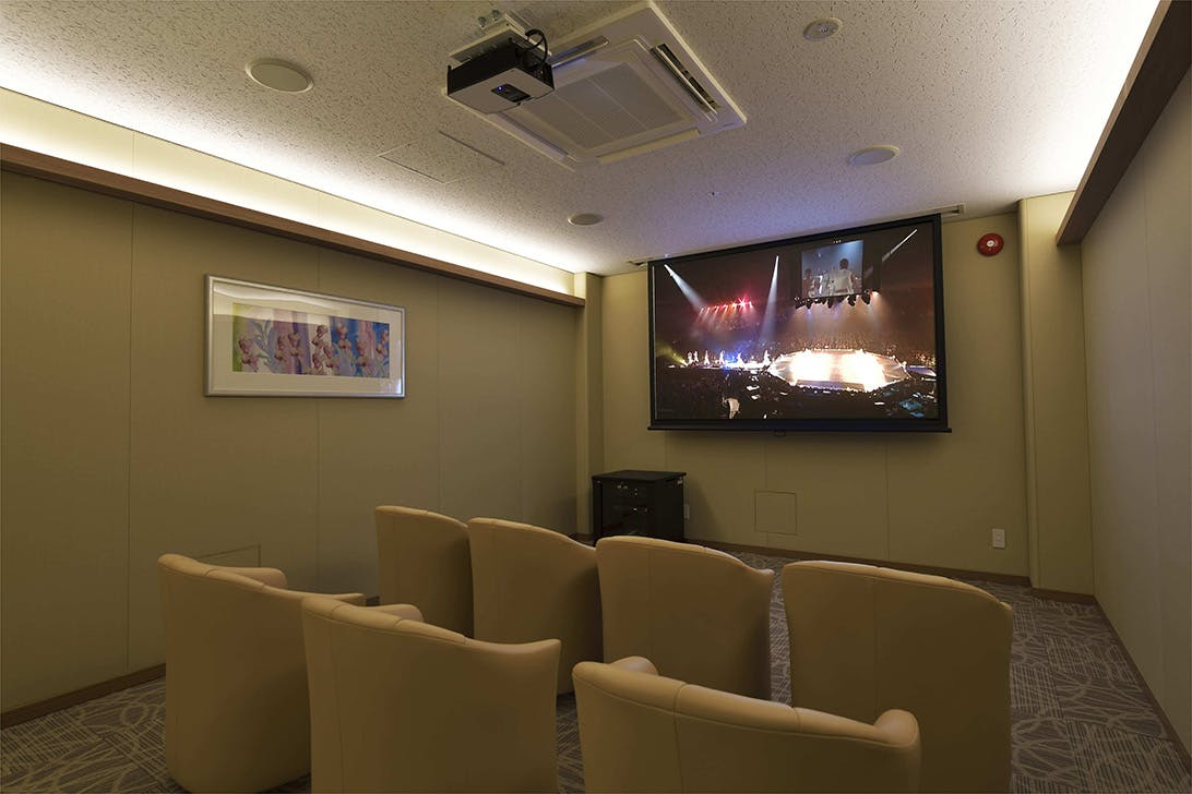トラストグレイス白壁 シアタールーム