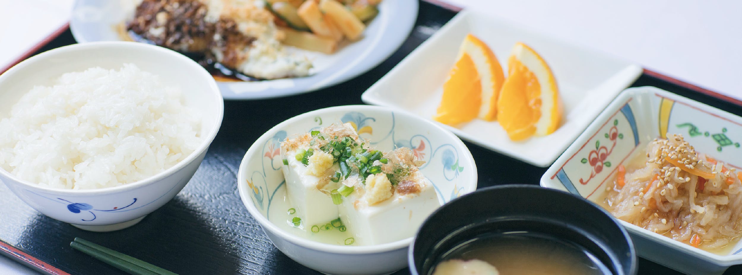 ロイヤル川口 食事