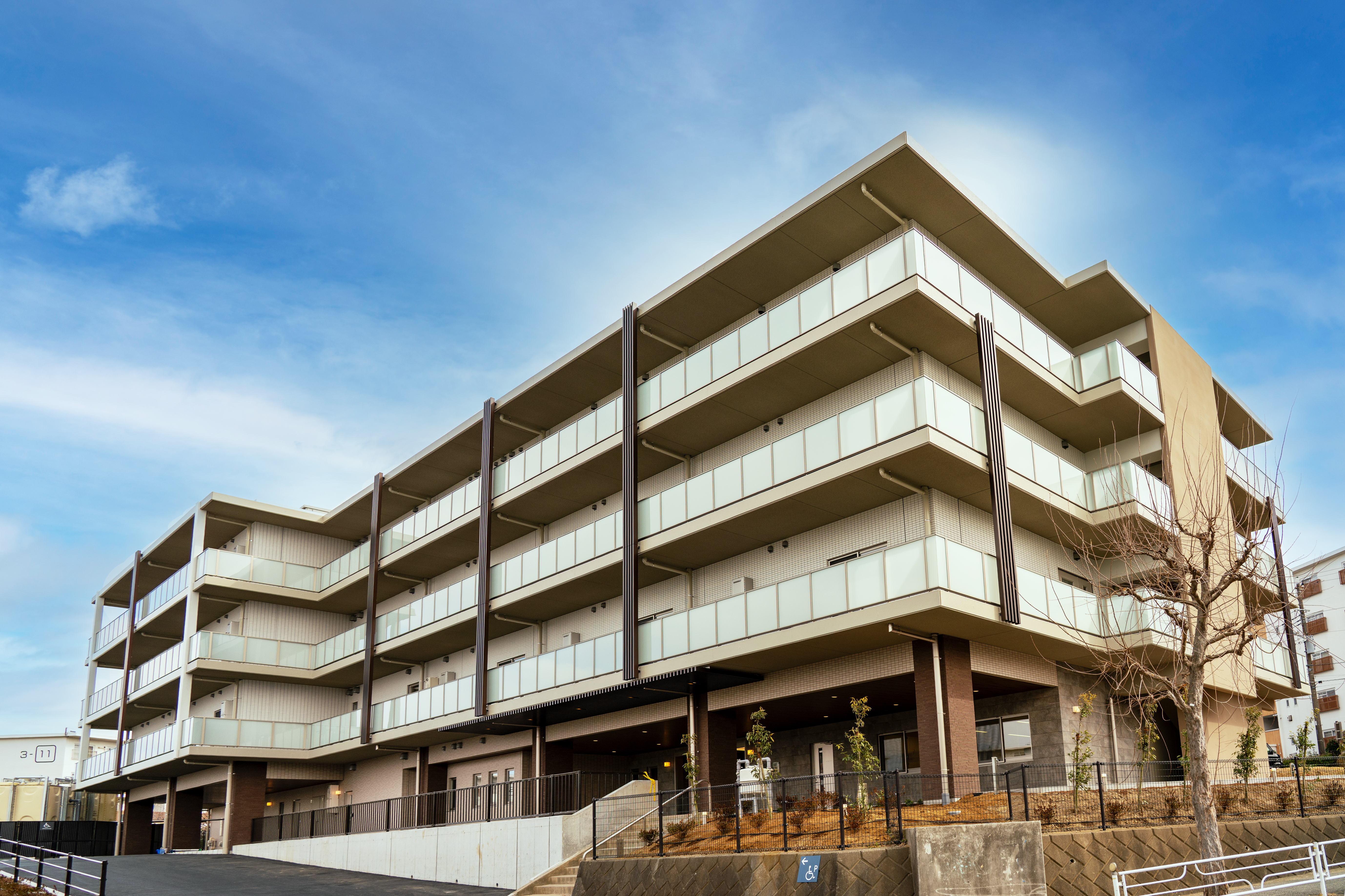 SOMPOケア ラヴィーレ横浜洋光台 外観