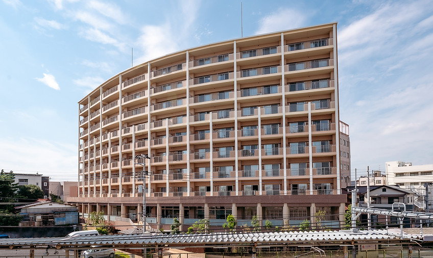 蓮田オークプラザ駅前温泉館 外観