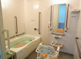 グループホームはつとみ 浴室