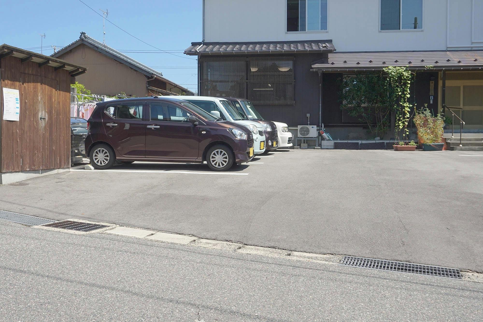 サービス付き高齢者向け住宅五郎右衛門ノ家 駐車場