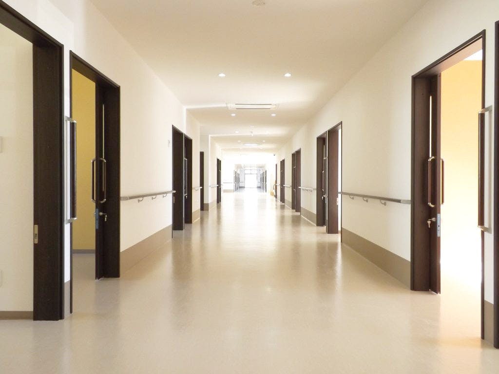 住宅型有料老人ホーム ナーシングホームNAGOMI 廊下