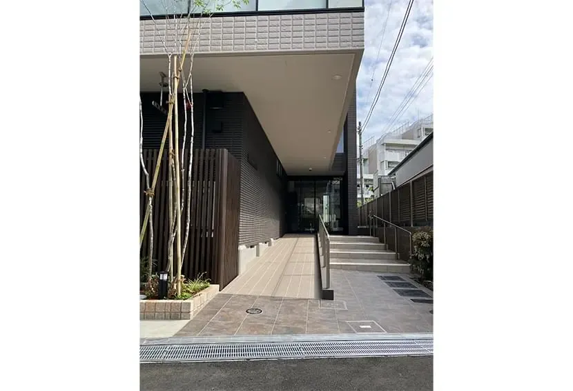 ヘーベルVillageひばりが丘 玄関