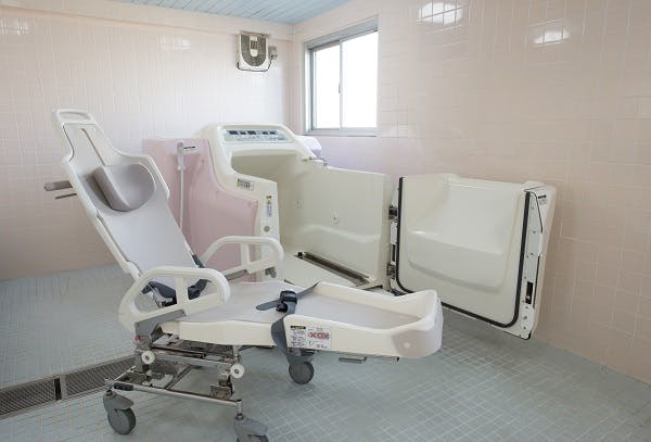 ニチイホーム 自由が丘 特別浴室